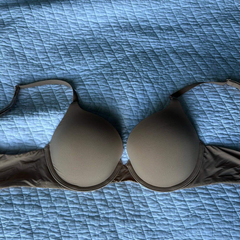 Victoria secret t-shirt push up bra